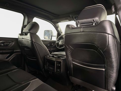Used 2025 RAM 1500 Limited AWD/4WD image 26