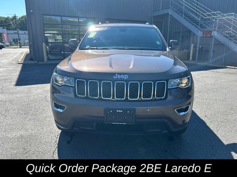 Used 2021 Jeep Grand Cherokee Laredo AWD/4WD image 10