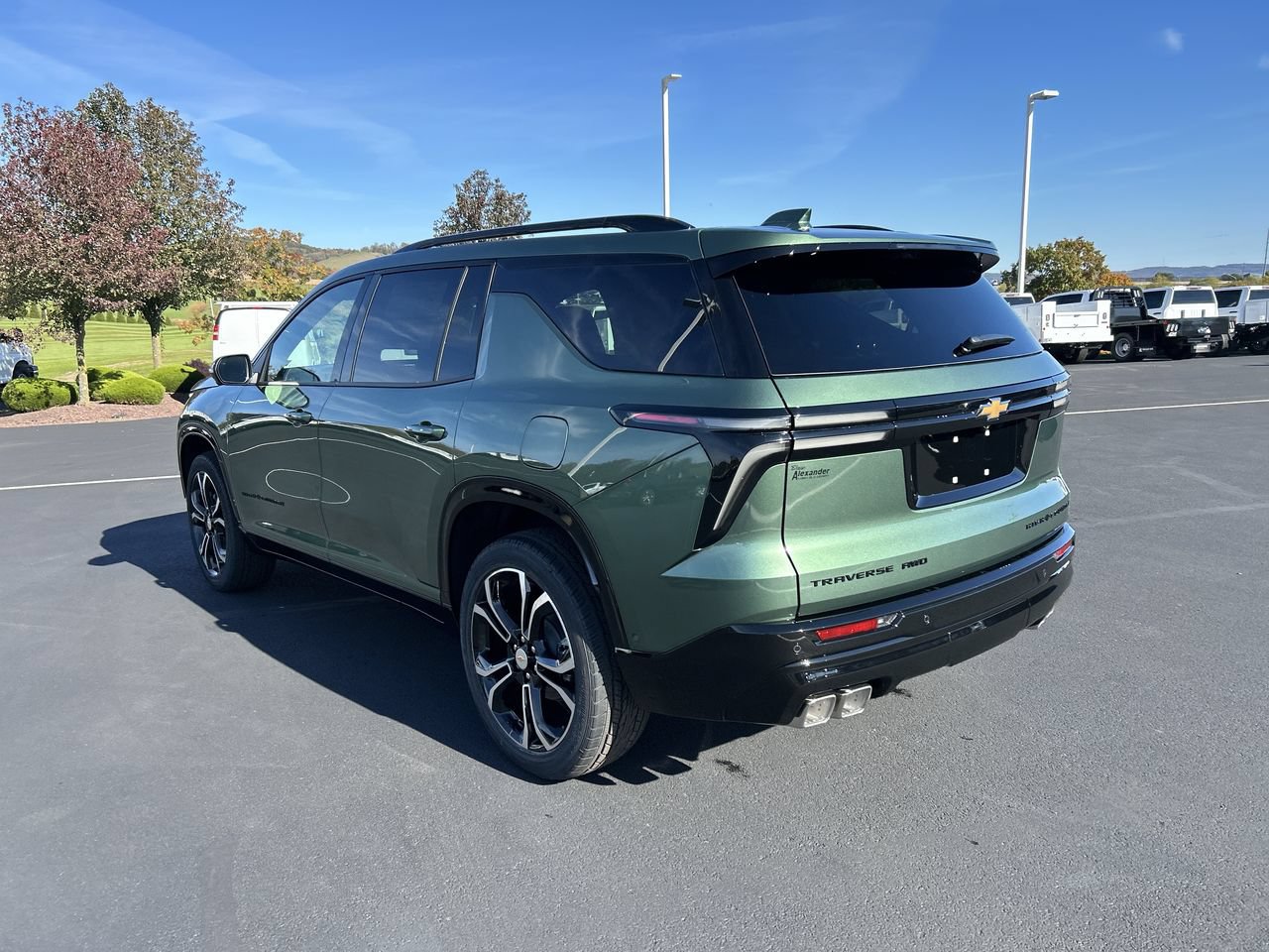 New 2027 Chevrolet Traverse High Country w/ LPO, Floor Liner Package AWD/4WD image 5