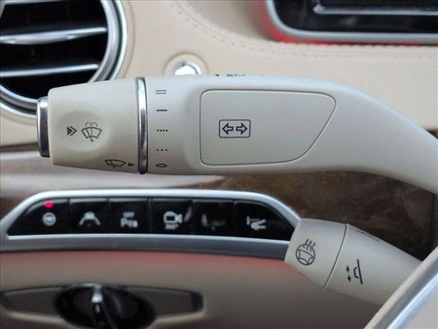 Used 2016 Mercedes-Benz S 550 4MATIC Sedan image 17