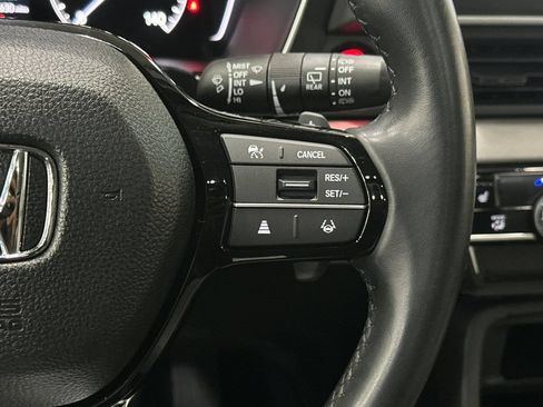 Used 2024 Honda Pilot Touring image 30
