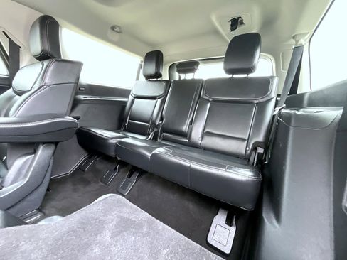 Used 2025 Ford Expedition Max Platinum w/ Driver's Package image 21