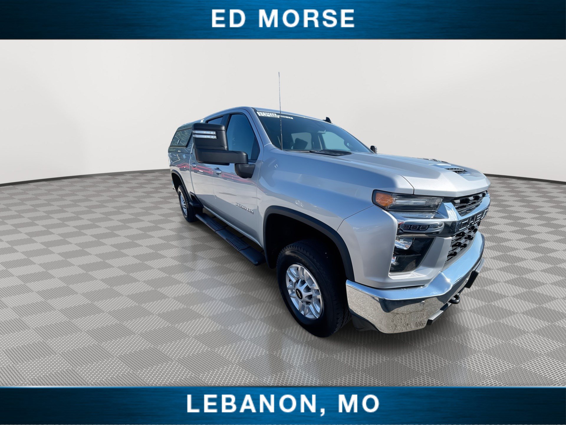 Used 2021 Chevrolet Silverado 2500 LT w/ Convenience Package AWD/4WD image 2
