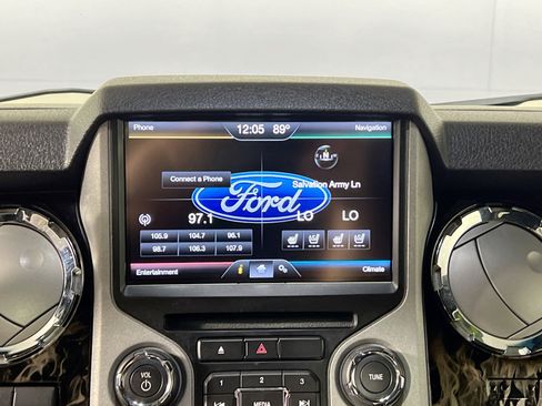 Used 2014 Ford F350 Lariat w/ Camper Package AWD/4WD image 26