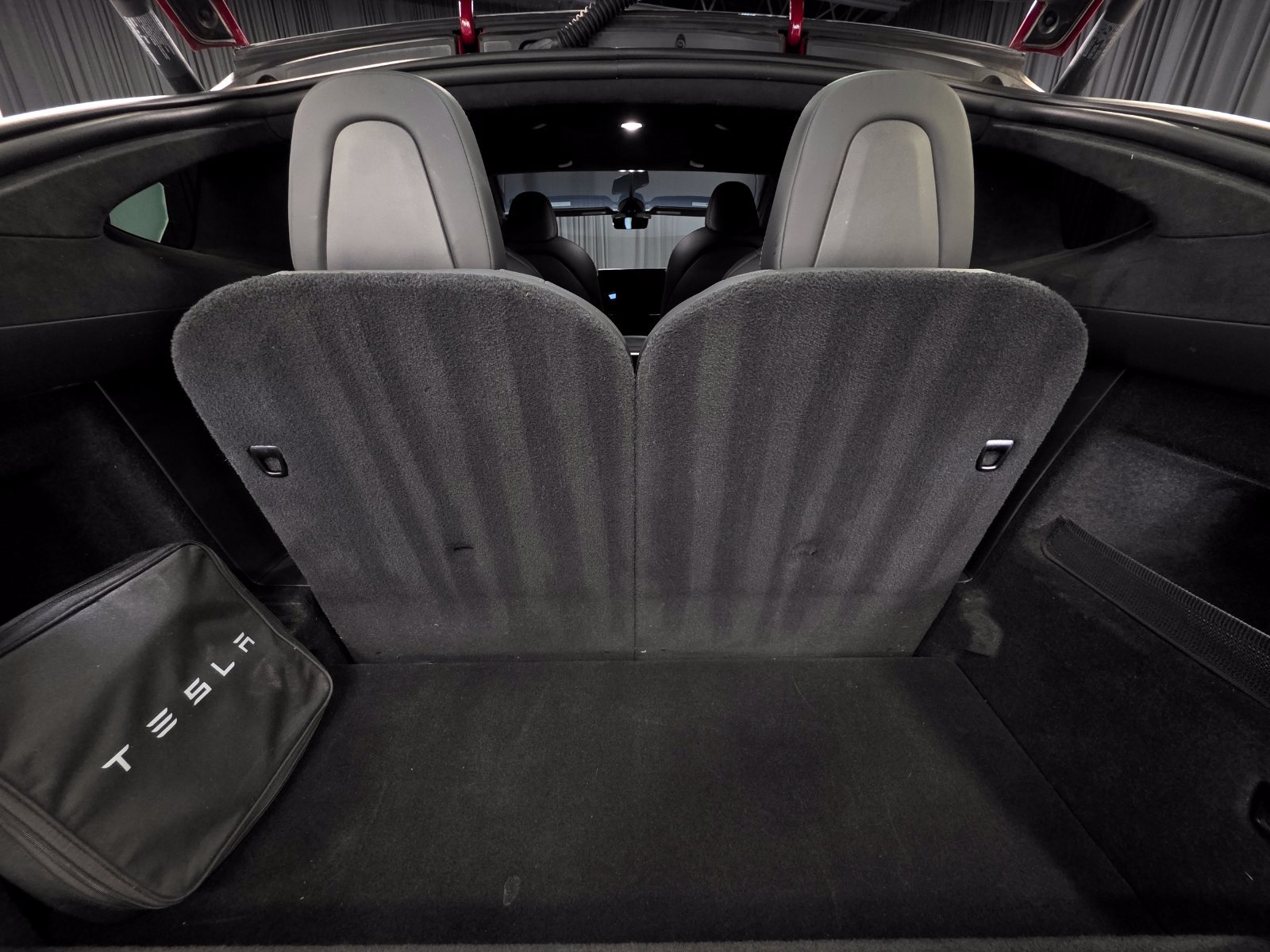 Used 2023 Tesla Model X AWD/4WD image 35