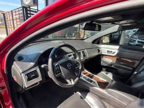 Used 2015 Jaguar XF Portfolio image 9