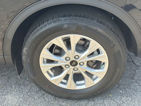 Used 2023 Ford Escape Active w/ Tech Pack #1 AWD/4WD image 19