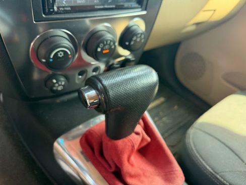 Used 2006 HUMMER H3 AWD/4WD image 26