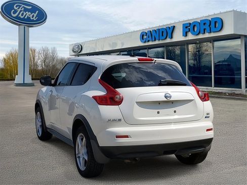 Used 2013 Nissan Juke SV image 3