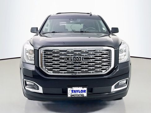 Used 2020 GMC Yukon Denali w/ Denali Ultimate Package image 2