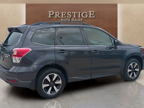 Used 2017 Subaru Forester 2.5i Limited AWD/4WD image 37