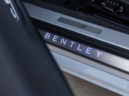 Used 2024 Bentley Continental GT AWD/4WD image 24