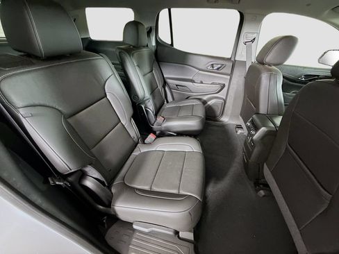 Used 2023 GMC Acadia SLT w/ Elevation Edition FWD image 29