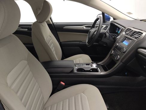 Used 2018 Ford Fusion S image 21