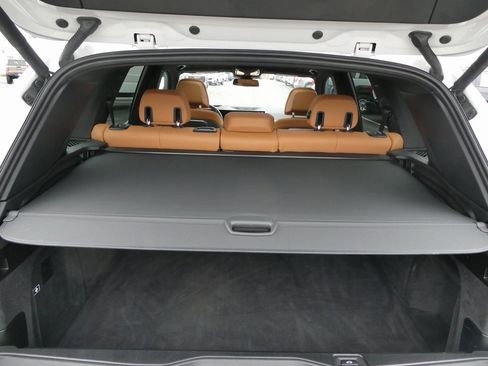 Used 2026 BMW X5 M60i image 29