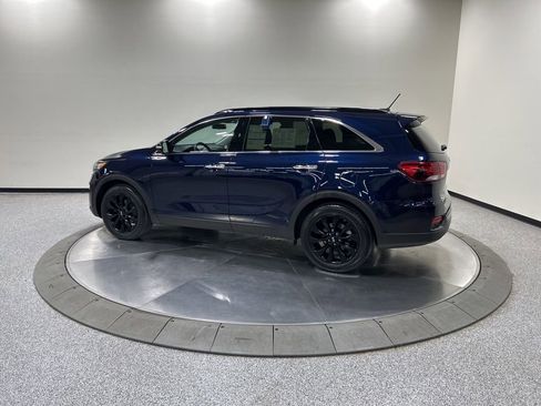 Used 2020 Kia Sorento S FWD image 9