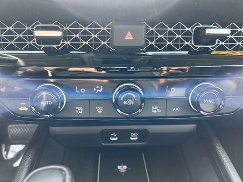 Used 2025 Honda Accord EX-L image 17