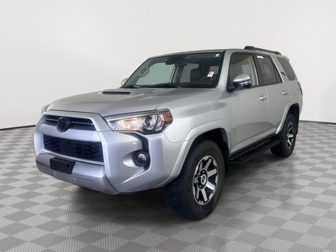 Used 2024 Toyota 4Runner TRD Off-Road Premium w/ Off Road Premium Plus Package AWD/4WD image 3