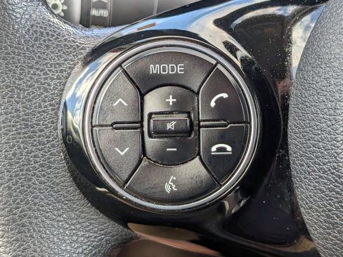 Used 2022 Kia Soul S image 23