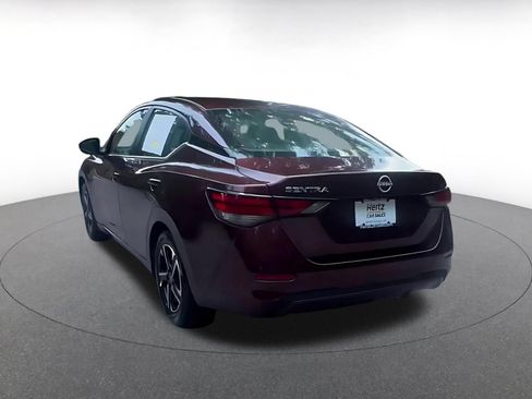 Used 2025 Nissan Sentra SV FWD image 11