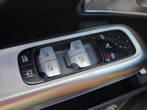 Used 2026 Mercedes-Benz E 350 Sedan image 28