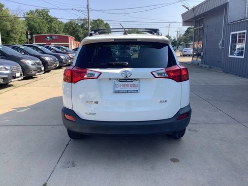 Used 2015 Toyota RAV4 XLE FWD image 8