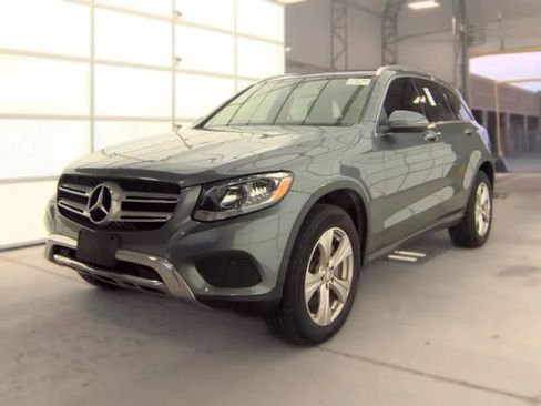 Used 2016 Mercedes-Benz GLC 300 4MATIC w/ Multimedia Package image 1