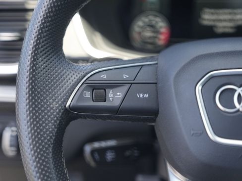 Certified 2022 Audi SQ5 Premium Plus w/ Premium Plus Package image 13