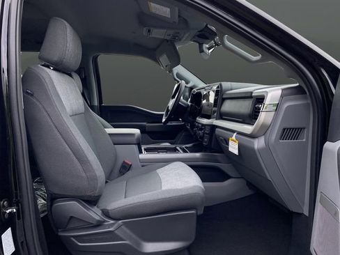 New 2026 Ford F250 XLT w/ XLT Premium Package image 28