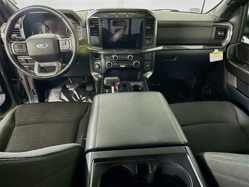 Used 2022 Ford F150 XLT w/ Equipment Group 302A High image 16
