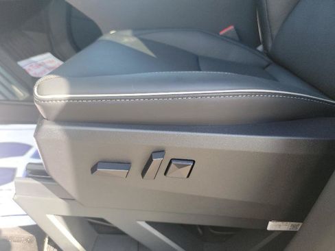 Used 2024 Tesla Cybertruck AWD Crew Cab image 15