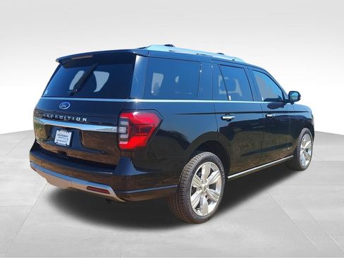 Used 2022 Ford Expedition Platinum AWD/4WD image 8