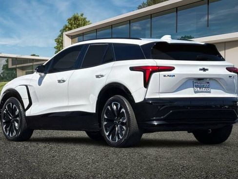Used 2024 Chevrolet Blazer EV RS AWD/4WD image 6