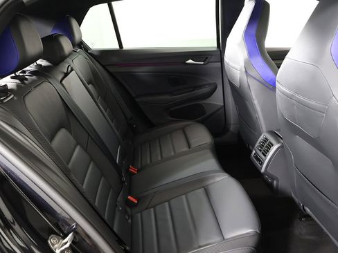 Used 2024 Volkswagen Golf R AWD/4WD image 40