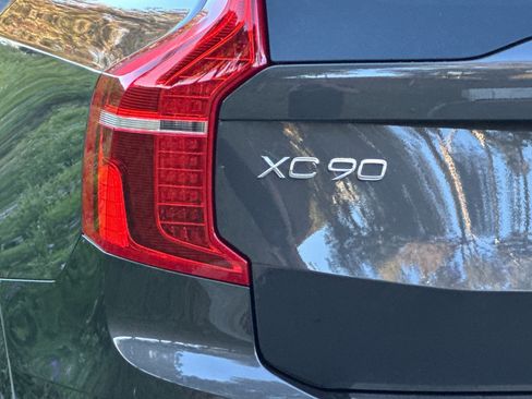 Certified 2024 Volvo XC90 T8 Core w/ Protection Package Premier image 34