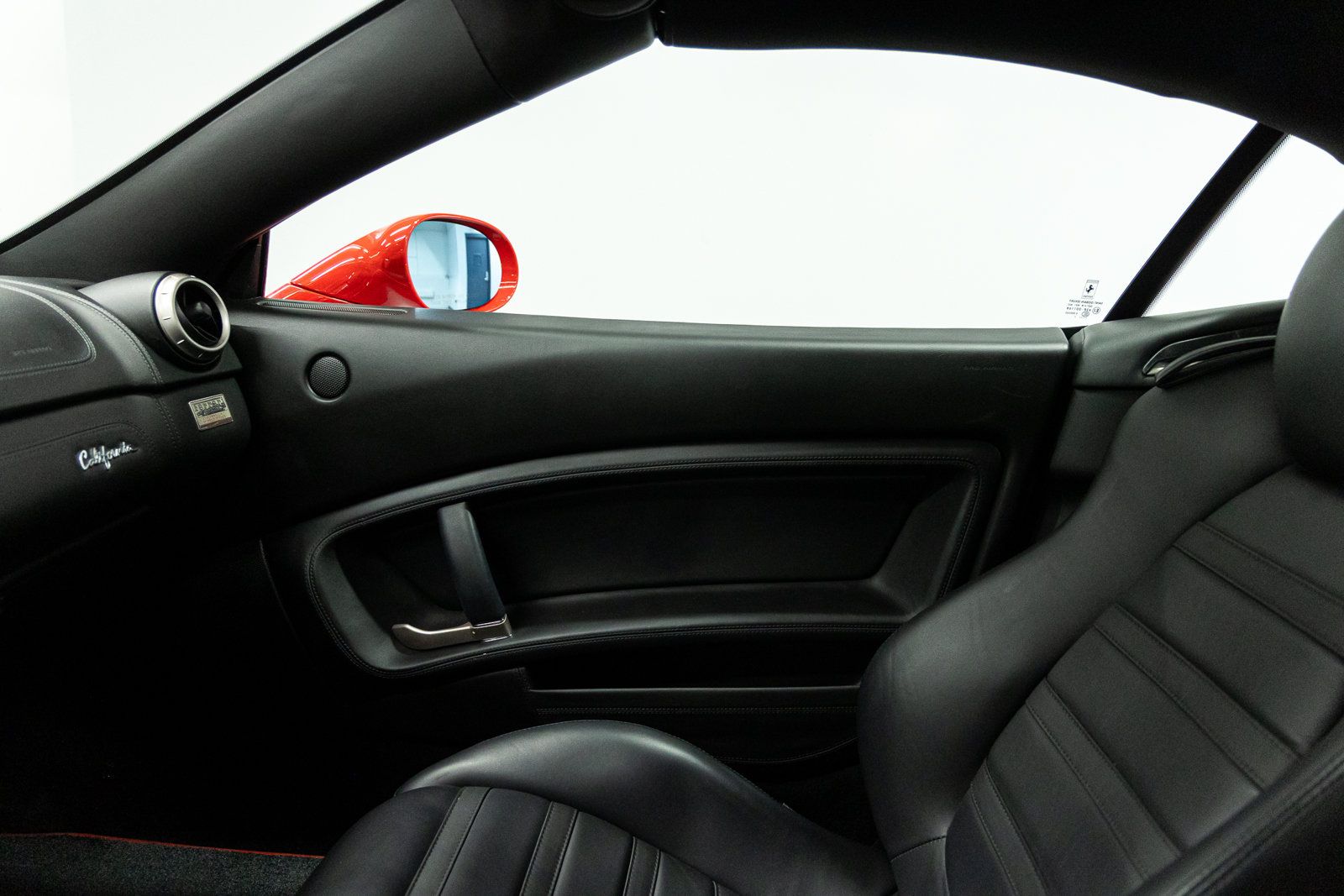 Used 2011 Ferrari California RWD image 44