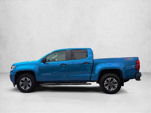 Used 2022 Chevrolet Colorado Z71 AWD/4WD image 9