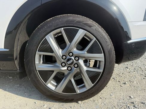 Certified 2025 Cadillac Optiq Luxury 2 w/ LPO, Floor Liner Package image 14