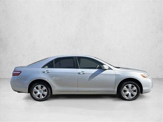 Used 2007 Toyota Camry LE video 4
