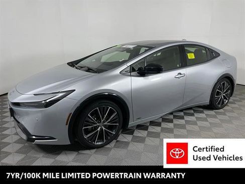 Certified 2023 Toyota Prius XLE AWD/4WD image 3