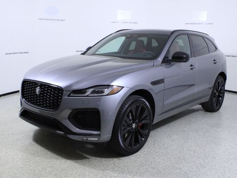 New 2026 Jaguar F-PACE R-Dynamic S image 4