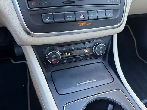 Used 2016 Mercedes-Benz CLA 250 image 27