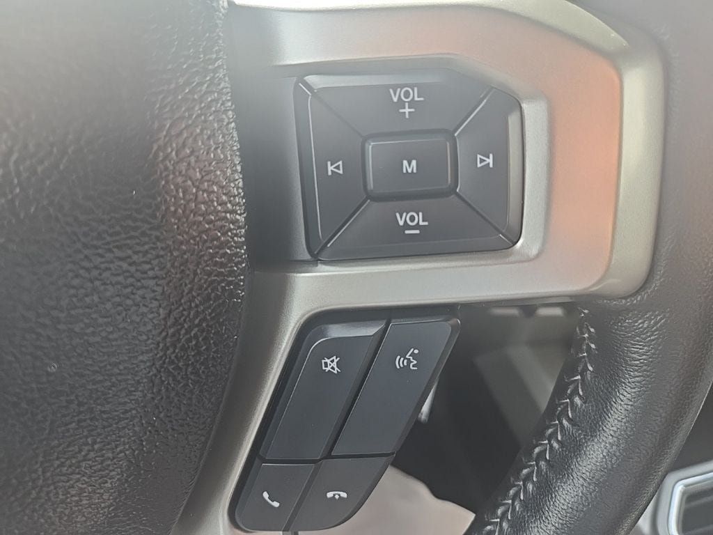 Used 2021 Ford F350 Lariat w/ Chrome Package AWD/4WD image 15