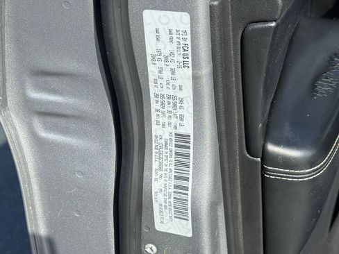 Used 2016 Jeep Grand Cherokee Limited image 21