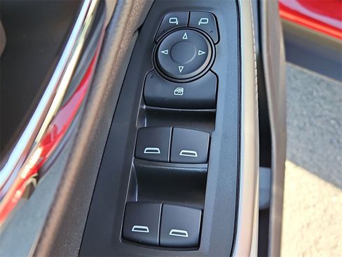 New 2026 Chevrolet Trax RS w/ Sunroof Package image 15