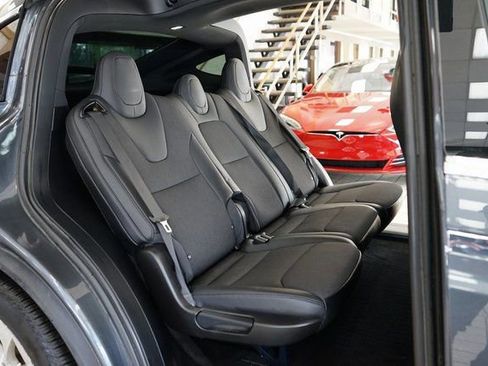 Used 2017 Tesla Model X 75D image 14