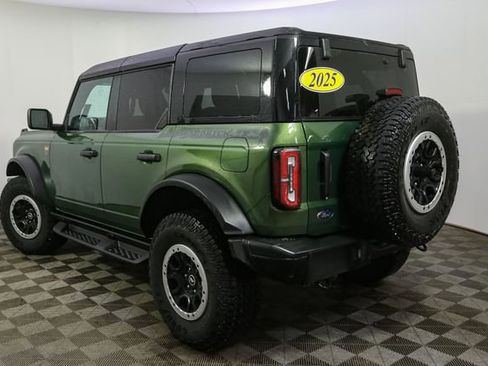 Used 2025 Ford Bronco Badlands w/ Sasquatch Package image 9