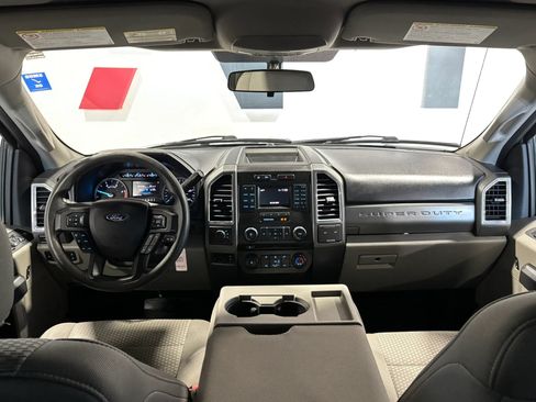 Used 2018 Ford F250 XLT AWD/4WD image 9