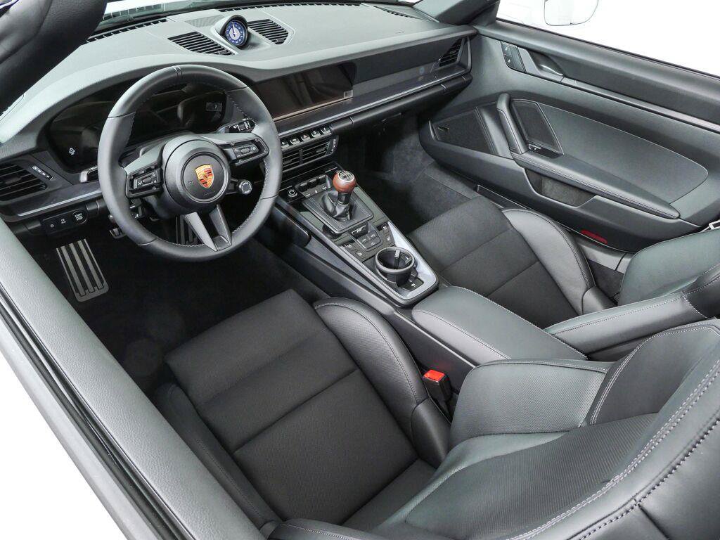 New 2026 Porsche 911 Carrera T RWD image 27