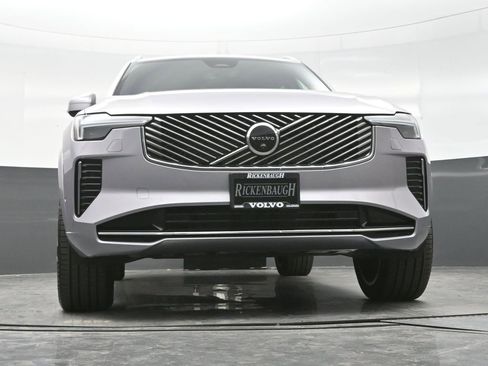 New 2026 Volvo XC90 B6 Plus w/ Protection Package Premier image 9